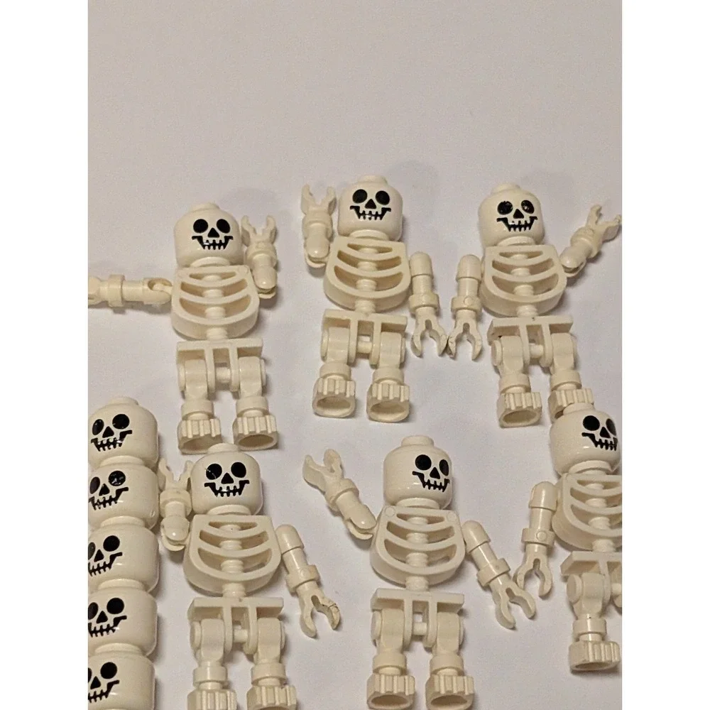 Vintage 1998 LEGO Adventurers Egypt Tomb‎ Skeletons Lot 6+ - Picture 4 of 5